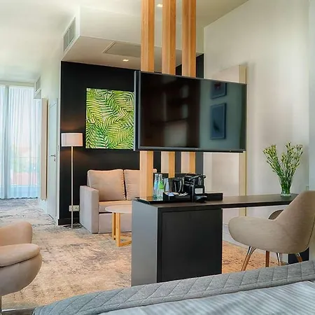 Focus Premium 3* סופוט