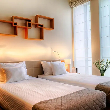 Focus Premium מלון