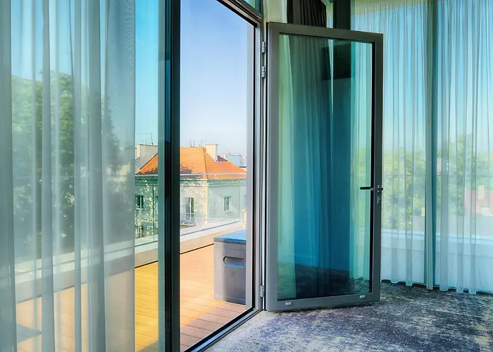 Focus Premium Готель 3*